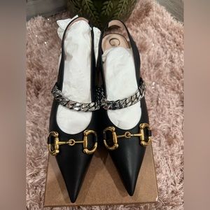 ❌❌SOLD❌❌Gucci Horsebit Chain Leather Pumps